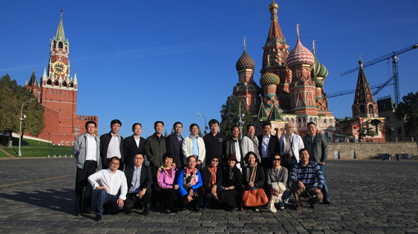 嘉寓股份总裁陈其泽参加首届中俄门窗幕墙行业